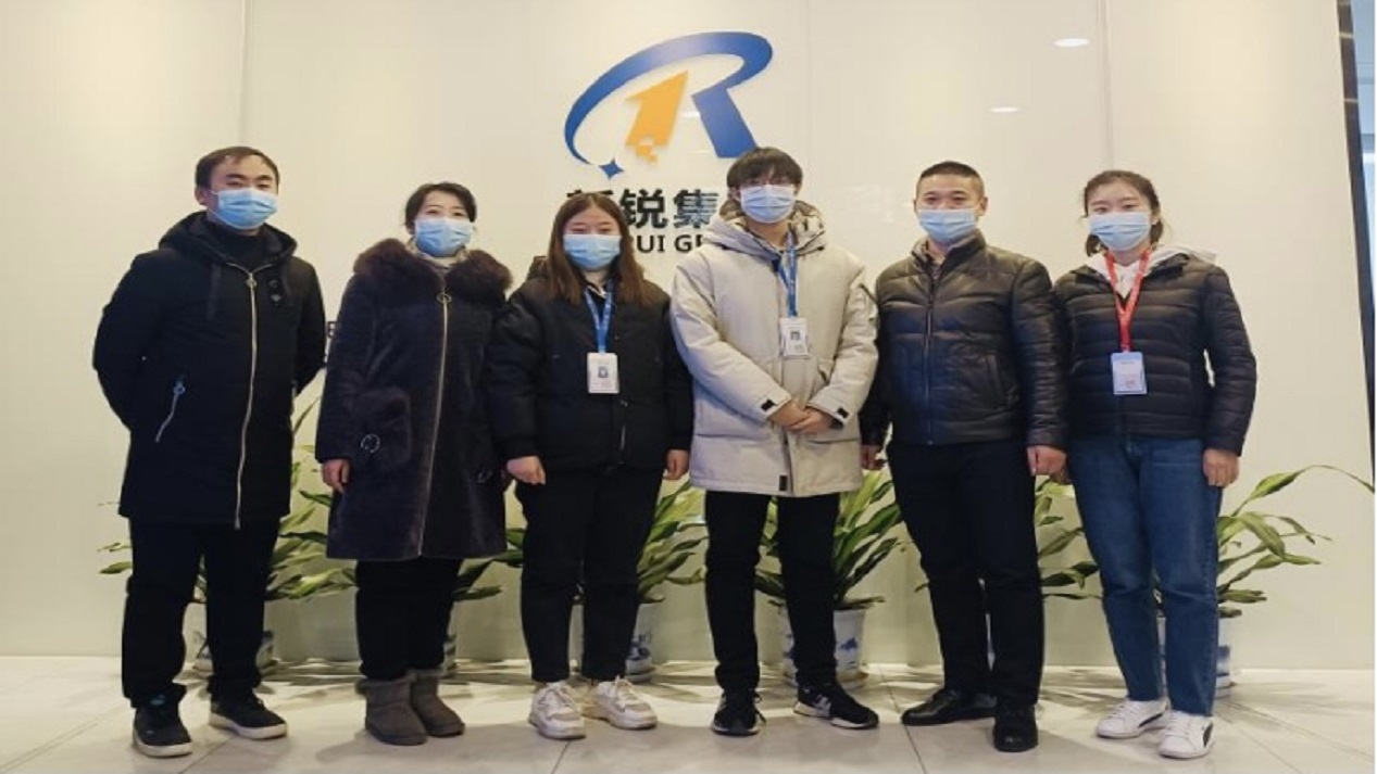 熱烈歡迎武漢外語外事職業技術學院來我司實習走訪